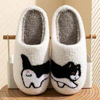 Unisex Hausschuhe Katzenmotiv Lustig | Warm & Rutschfest – Weiß