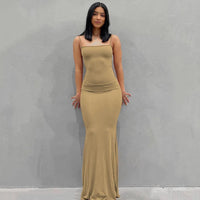 Julia | Maxikleid Slim – Khaki - ärmellos