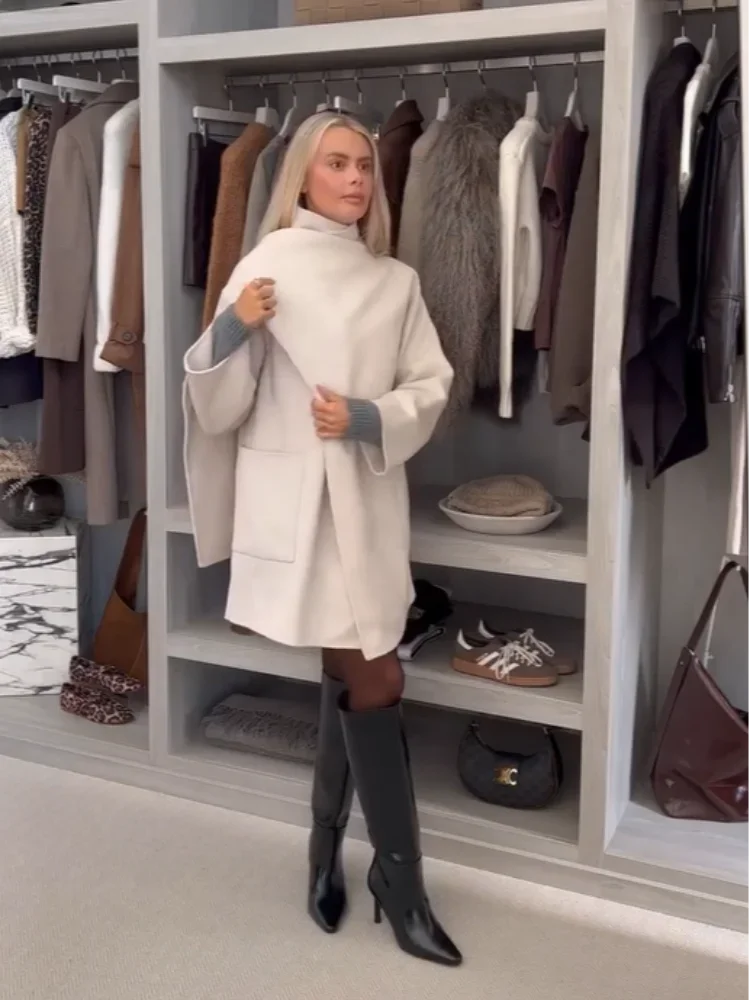 Yasmina | Elegante einfarbige Woll-Capejacken Damen
