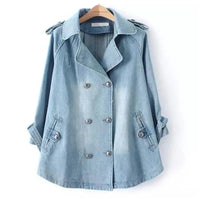 QUEENA – JEANSJACKE MIT DOPPELKNOPFLEISTE – Hellblau