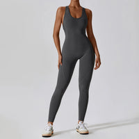 Miranda | Yoga Jumpsuit Mit Offenem Rücken – Vulkanasche