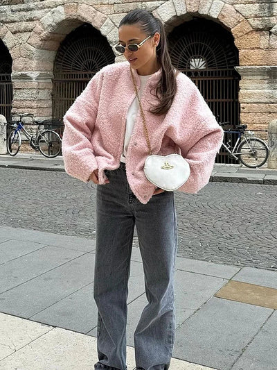 Misera | Lässige rosa Kunstpelzjacke mit Stehkragen für Damen