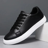 Elegante Leder-Sneaker – Schwarz und Weiß