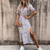 Edith | Blümchenkleid mit asymmetrischem Saum – Weiß