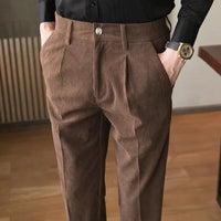 AUGUST - ELEGANTE HOSE AUS CORDSTOFF – Braun