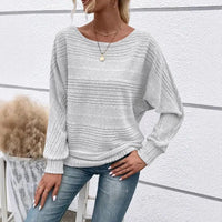 Mirevna™ Strickpullover Mit Strukturierter Optik und Femininem Ausschnitt – Hellgrau