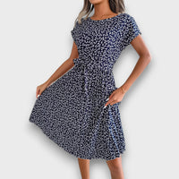 Florienne – Faltenkleid mit verspieltem Charme – Royalblau