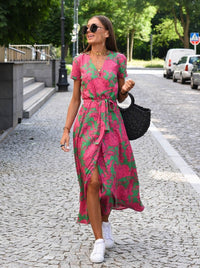 Sommerkleid für Damen - Luftiges geblümtes Maxikleid – Rosa