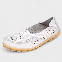 Soera – Slip-On Flats aus Echtleder – Weiß