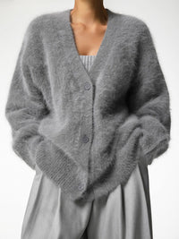 Janessa | Strickjacke – Graues Fell