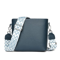 Matilda | Finnisches PU Leder Schultertasche – Blau
