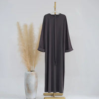 Ariane - Elegante gestrickte Abaya mit Gürtel und Seitentaschen – Dunkelgrau