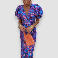 Amerie | Kleid mit plissierten Ärmeln und lebhaftem Druck – Lila