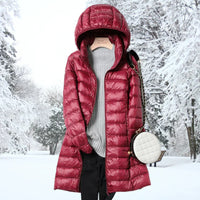 Mina | Ultraleichte Daunenwinterjacke – Granat
