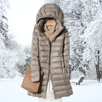 Mina | Ultraleichte Daunenwinterjacke – Champagner