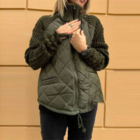 Milay | Modische Steppjacke mit Strickärmeln für Frauen – Oliv