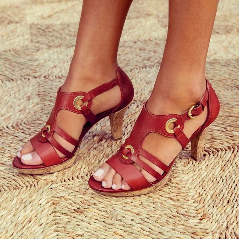Odette - orthopädische Sandalen mit Absatz
