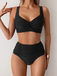 Nicoletta | Bandeau-Bikini mit gerafftem Stoff – Schwarz