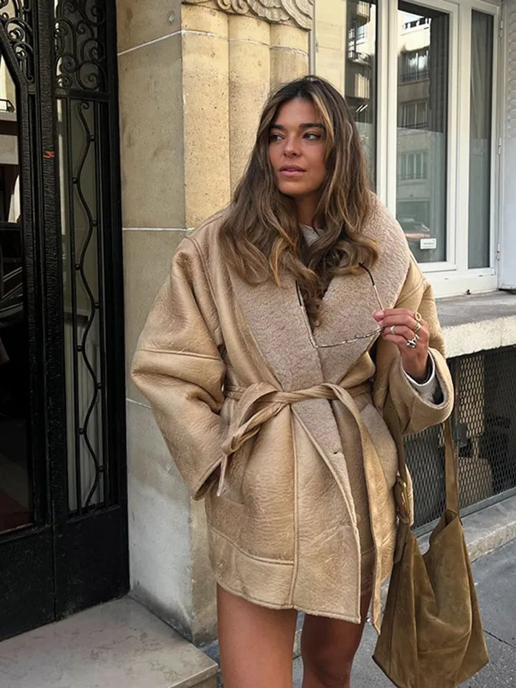 Surie | Winter Chic Jacke aus Leder mit Kontrastfell, dick und warm