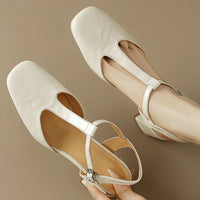 Nora® | Beatrica Leder Mary Janes – Beige