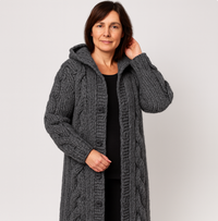 Greta | Stilvoller Strickmantel Damen zeitlos – Dunkelgrau