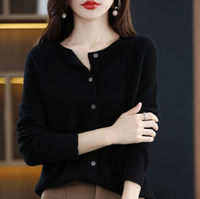 Mariana - Kuschelige Strickjacke Aus Wolle – Schwarz