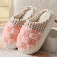 Unisex Kuschelige Hausschuhe | Kariertes Design – Rosa