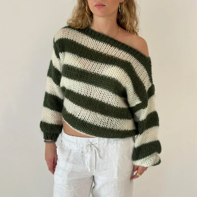 Lasindrae | Blauer Pullover im Old Money Stil