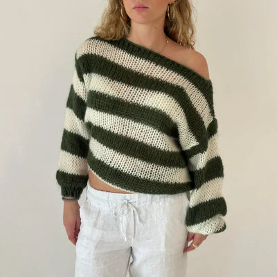Lasindrae | Blauer Pullover im Old Money Stil