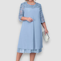 Milley | Besticktes Kleid in Übergröße – Blau