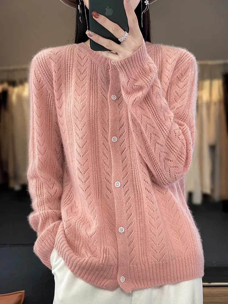 Koira | Weicher Strickcardigan mit Zopfmuster