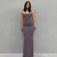 Julia | Maxikleid Slim – Lila-Ärmellos