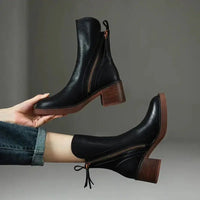 Elegante Damen Lederstiefeletten – Schwarz