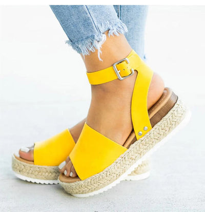 Anne Wedge - Flache Sandalen