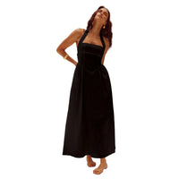 Pernilla | Elegantes Maxikleid mit Neckholderausschnitt – Schwarz