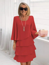Christa | Elegante fließende Robe mit Rüschen – Rot