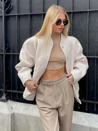 Irra | Modischer Retro-Mantel für Damen – Elegant & Zeitlos – Weiß