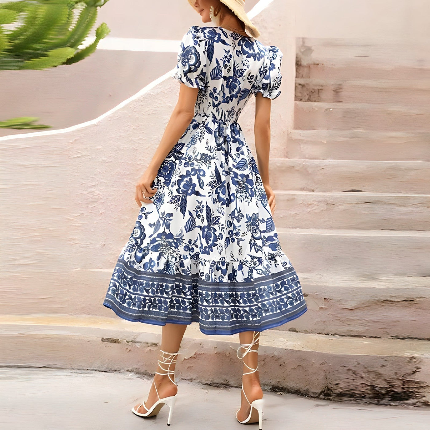 Dorothée - Elegantes Kleid mit V-Ausschnitt und Blumendruck