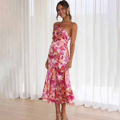 Henny - Eng anliegendes Blumenkleid