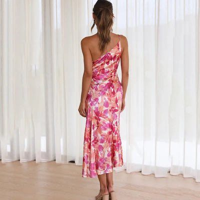 Henny - Eng anliegendes Blumenkleid