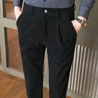 AUGUST - ELEGANTE HOSE AUS CORDSTOFF – Schwarz