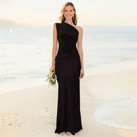 Amber™ – Ein Schulter Satin Maxikleid – Schwarz