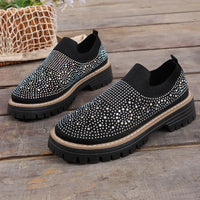 Urbaner Glanz™ Slip-On Sneaker mit Profilplateau – Schwarz