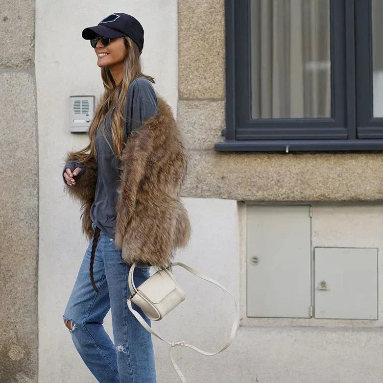 Rasa | Plüsch-Kunstfelljacke für Damenmode