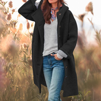 Sofia-  Flauschige Outdoorjacke – Schwarz