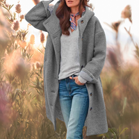 Sofia-  Flauschige Outdoorjacke – Grau