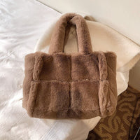 Stilvolle Plüschhandtasche für Damen – vielseitiger Stauraum – Winteraccessoire – Braun