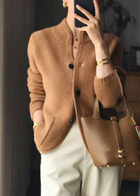 Kuscheliger Kaschmir-Cardigan für Damen mit hohem Kragen und schicken Knöpfen – Braun