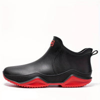 AquaGuard | Orthopädischer Wasserdichte Regen-Schuhe – Schwarz / Rot