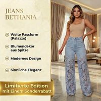 Bethania™ Jeans aus Modernem Denim mit Handgefertigter Blumen-Spitze – Hellblau